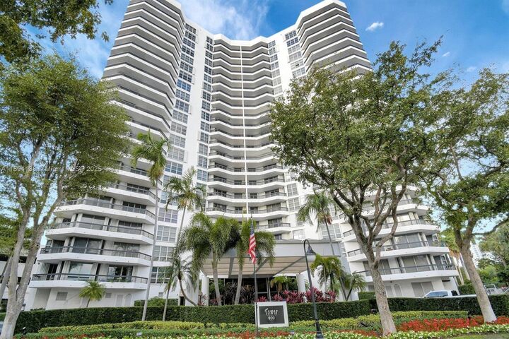 3400 NE 192nd St 802  Aventura FL 33180 photo