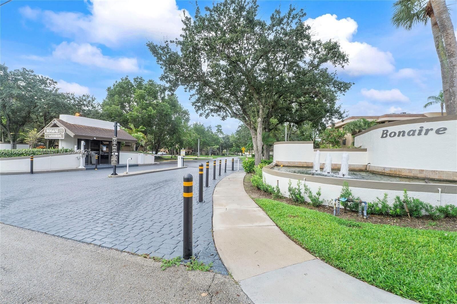 Property Photo: 7675 NW 79th Ave 209 FL 33321
