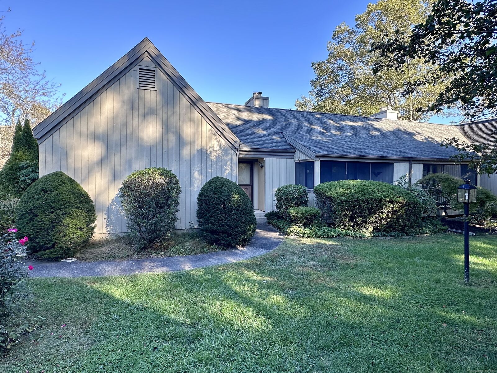 Property Photo: 152 Apache Lane B CT 06614