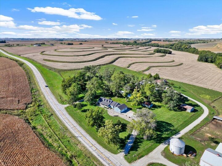 Property Photo:  28552 Barrus Road  IA 51571 