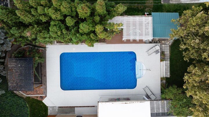 Property Photo: 2410 S Everett Place 763 M WA 99337