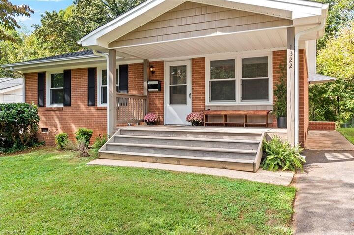 Property Photo: 1322 Madison Avenue NC 27103