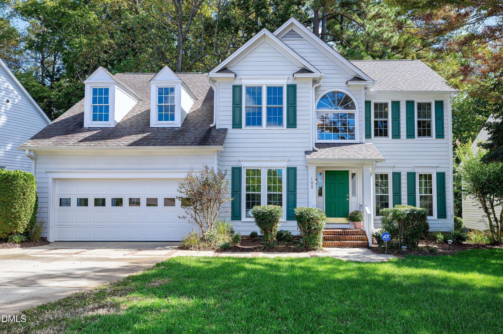 Property Photo: 102 Ravenstone Drive NC 27518