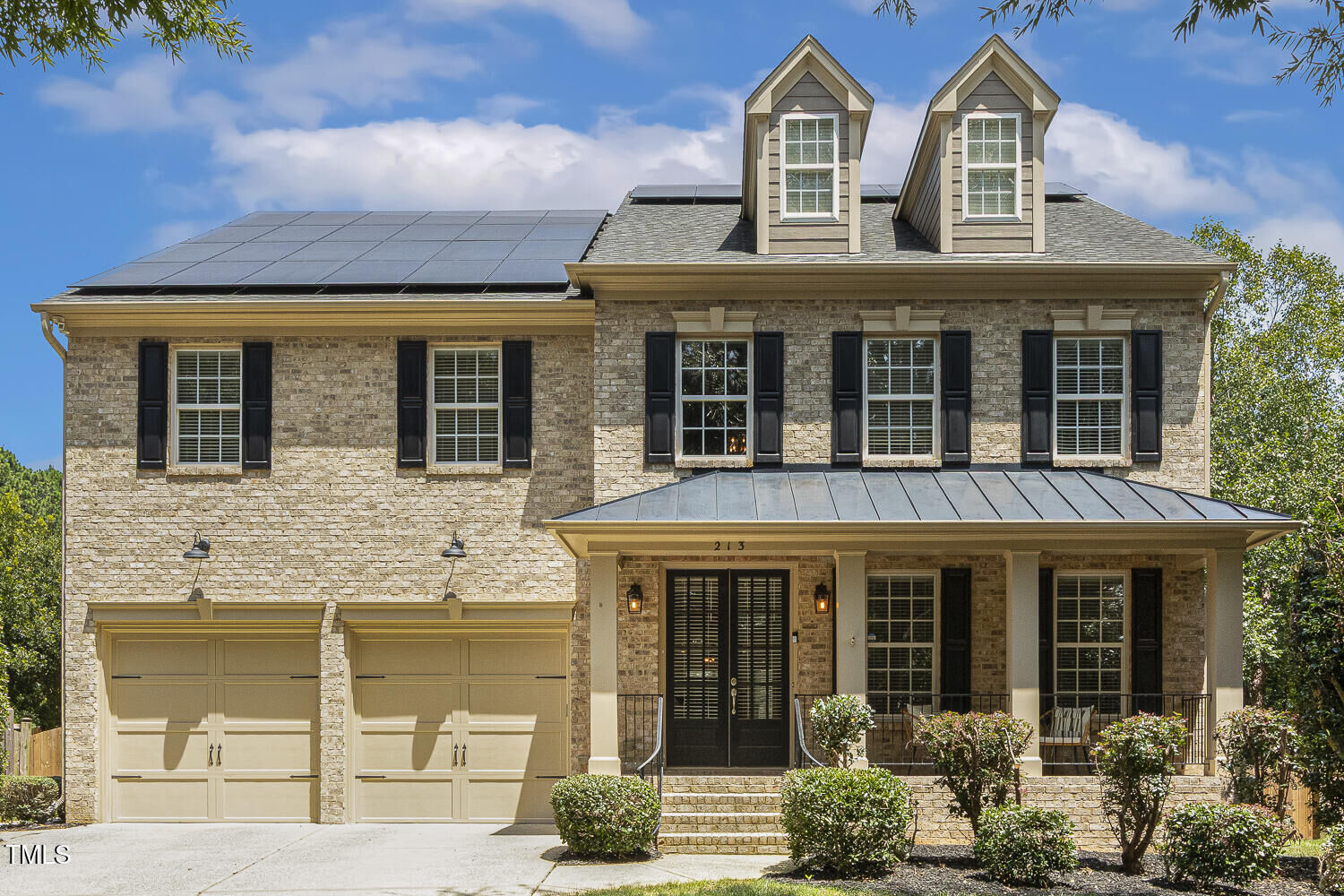 Property Photo: 213 Cross Oaks Place NC 27540