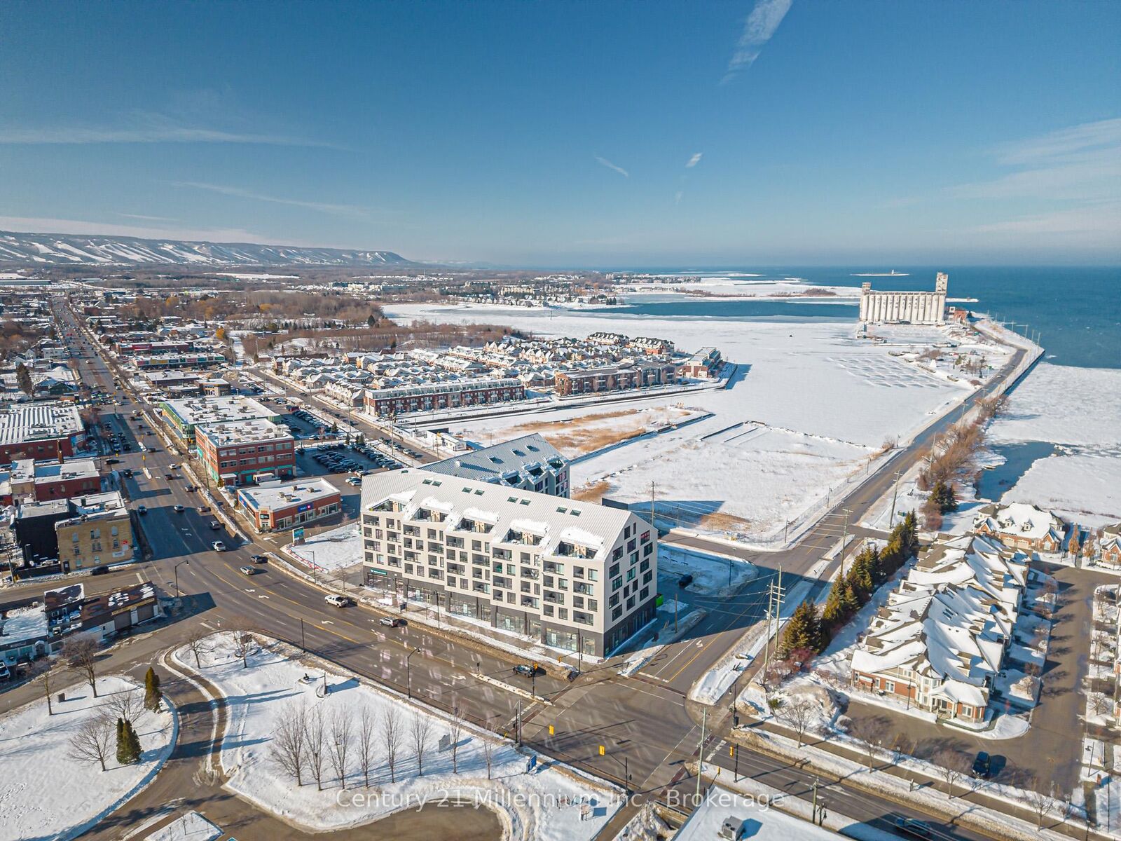 Property Photo:  31 Huron Street 223  ON L9Y 5T7 