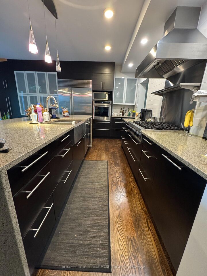 Property Photo: 164 Copperwood Street ON K1C 7S3
