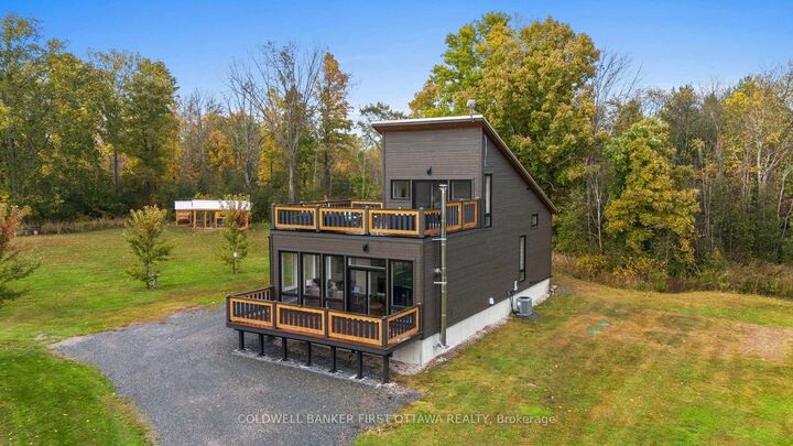 Property Photo: 4210 Scotch Line Road ON K7H 3C5
