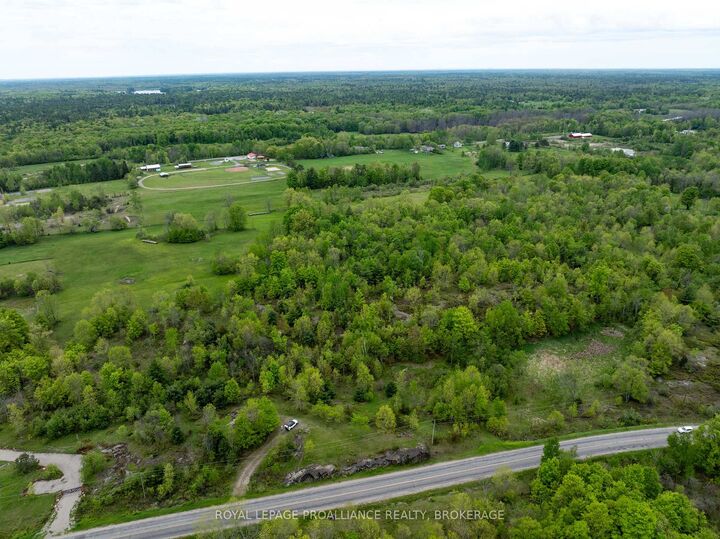 Property Photo:  1147 Long Lake Road  ON K0H 2K0 