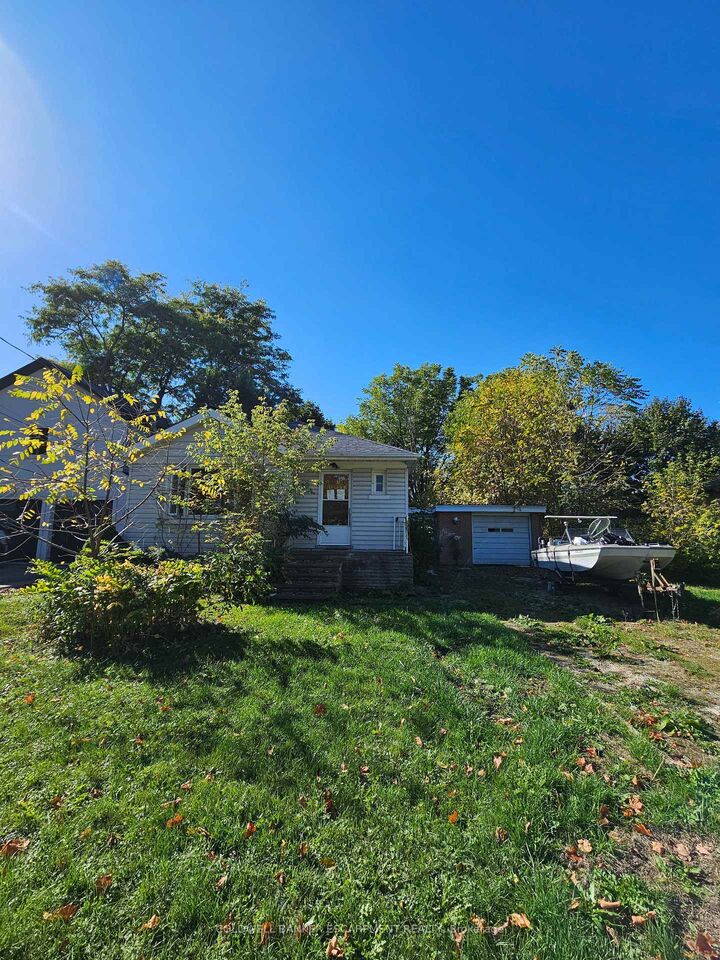 10 Margaret Street  Halton Hills ON L7G 1V6 photo