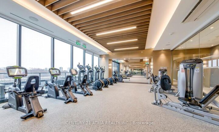 Property Photo:  575 Bloor Street 3001  ON M4W 0B2