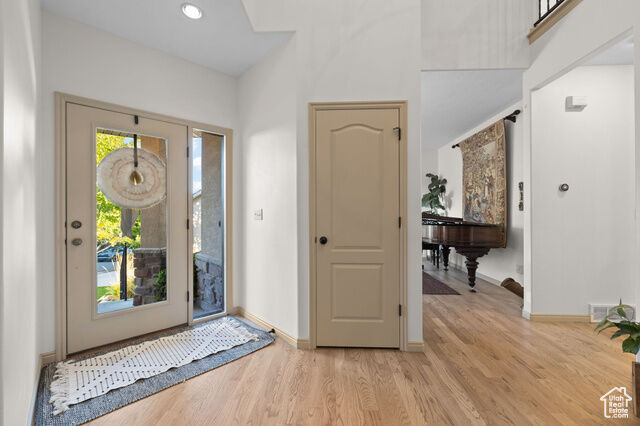 Property Photo: 14013 S Pine Mesa Dr E UT 84020