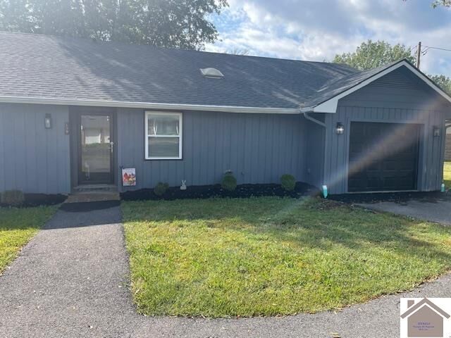 Property Photo: 135 A &Amp B Albany St KY 42003