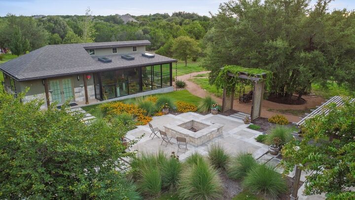 Property Photo: 109 Willow Run TX 78633