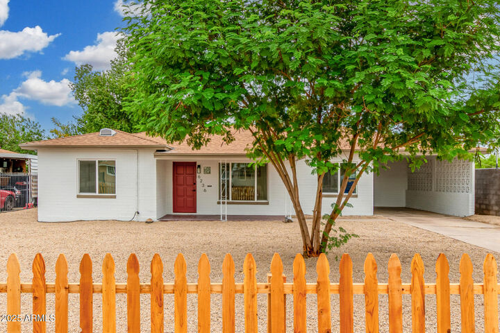 Property Photo:  6236 W Maryland Avenue  AZ 85301 
