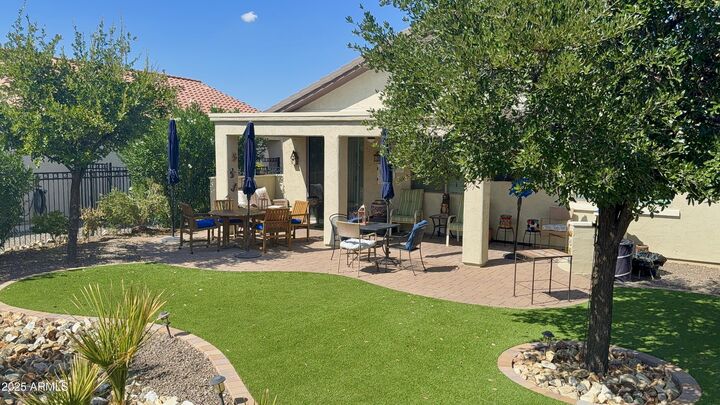 Property Photo: 26133 W Vista North Drive AZ 85396