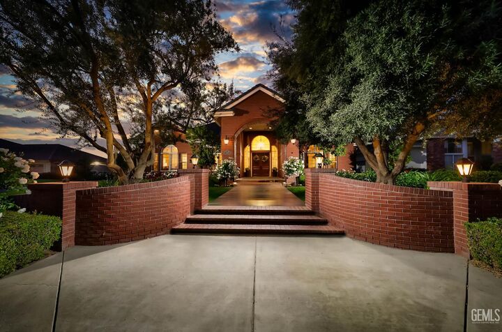 15710 Black Hawk Avenue  Bakersfield CA 93314 photo