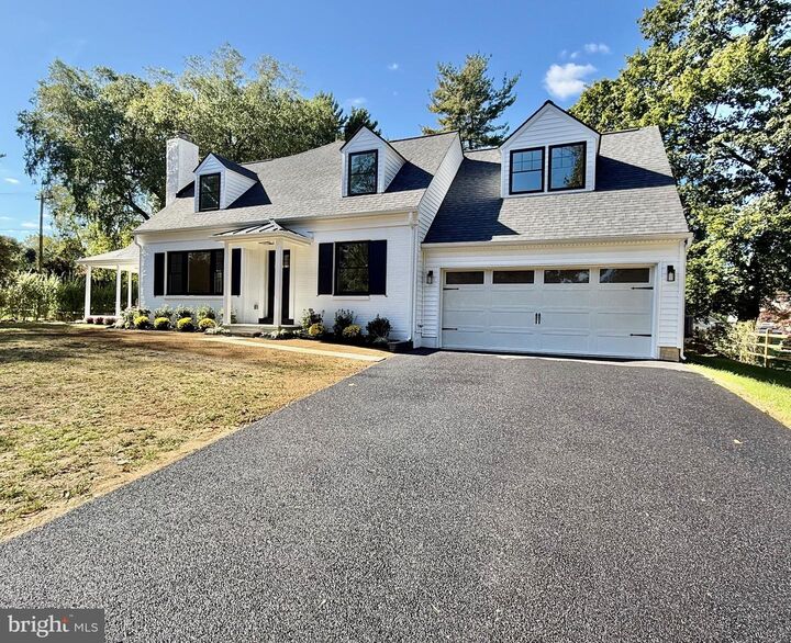 Property Photo: 904 Sylvania Lane PA 19380