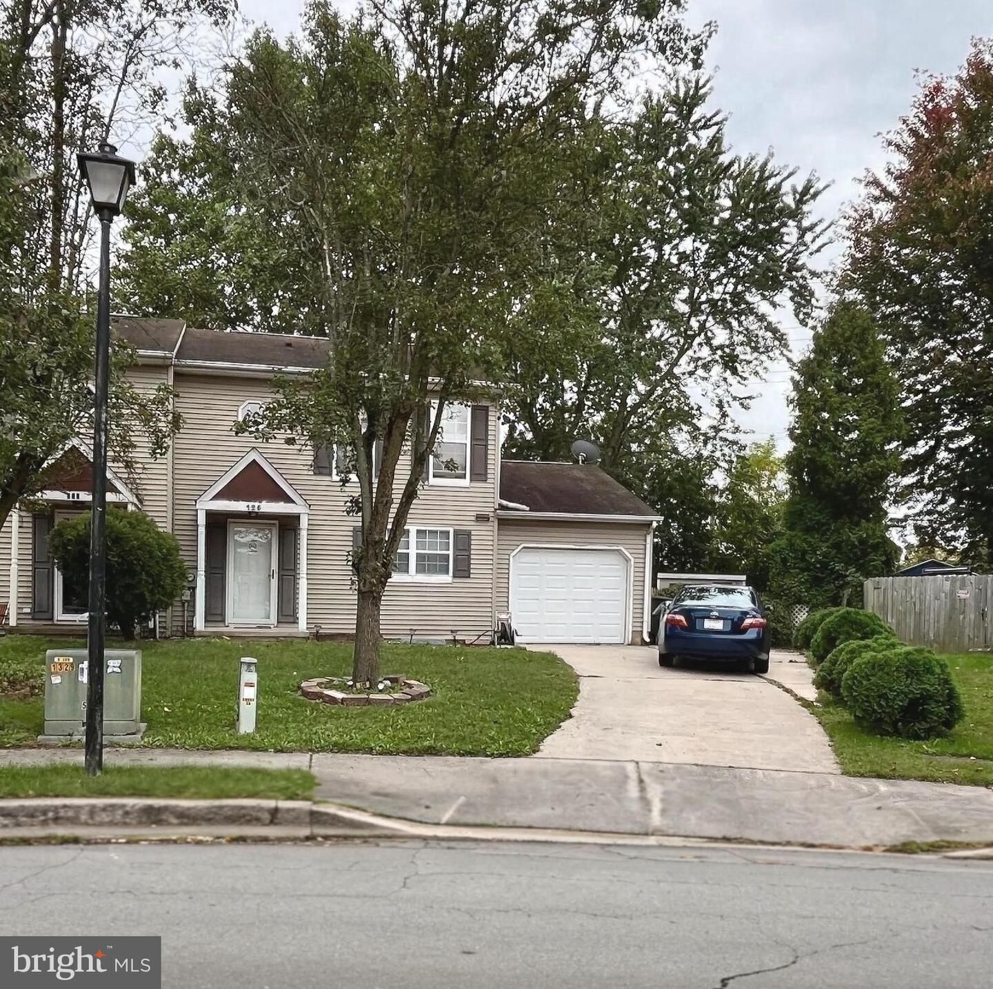 Property Photo: 125 Linden Court DE 19901