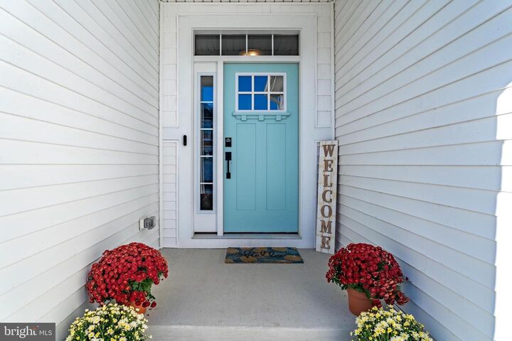 Property Photo: 30579 Canary Way 5 DE 19970