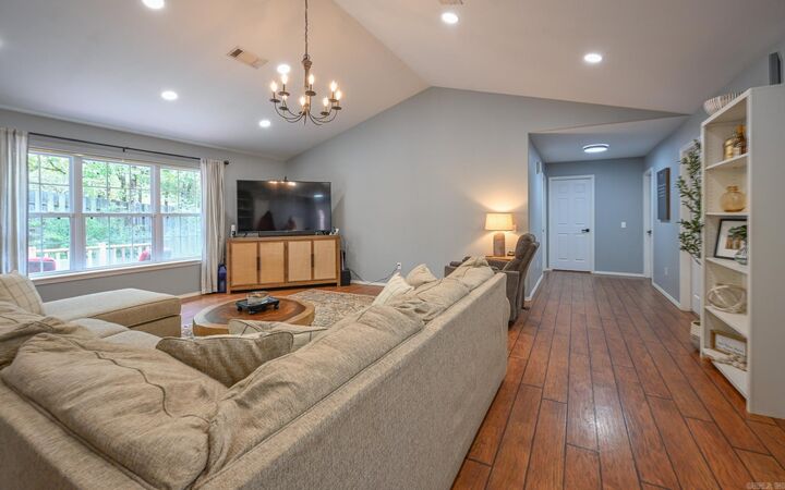Property Photo: 1101 Redbud Drive AR 71953