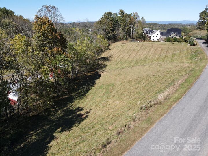 Property Photo: 215 Old Macedonia Road NC 28804