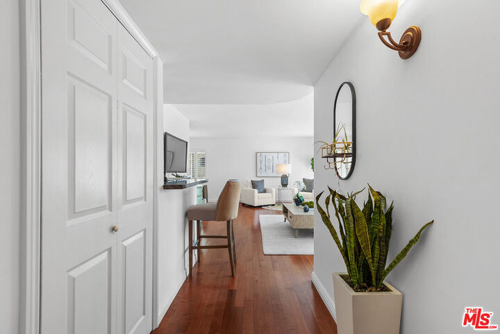 Property Photo: 2318 Fox Hills Dr CA 90064