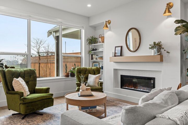 Property Photo:  45422 Willowstream Road  BC V2R 6G7