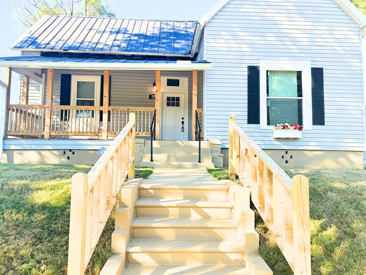 Property Photo: 518 E Furlow St GA 31709