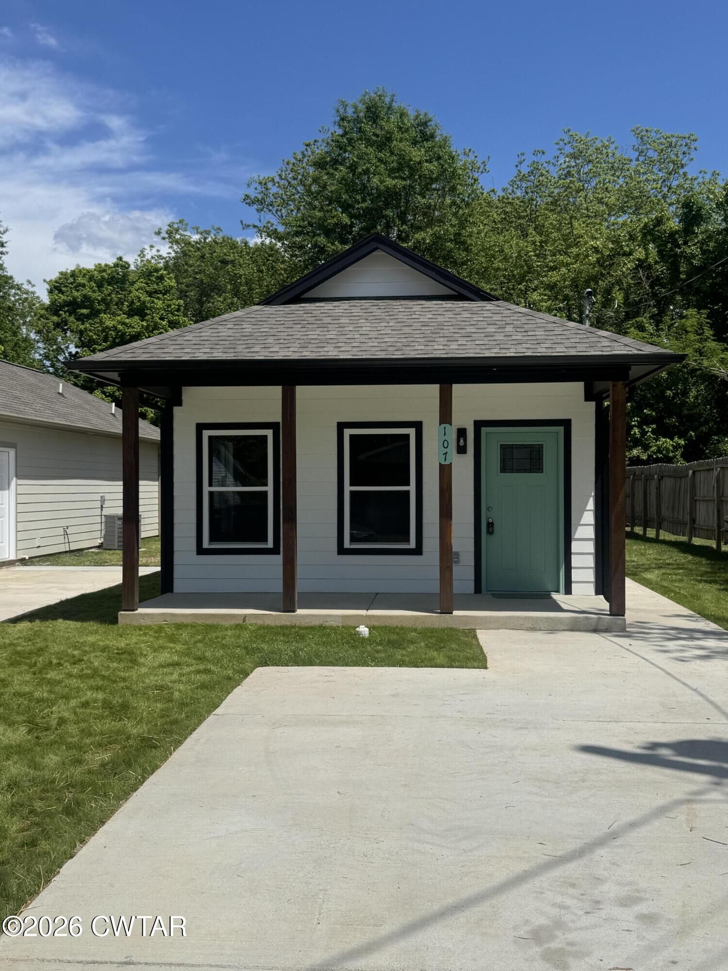 Property Photo: 107 Dempster Street SE TN 38301