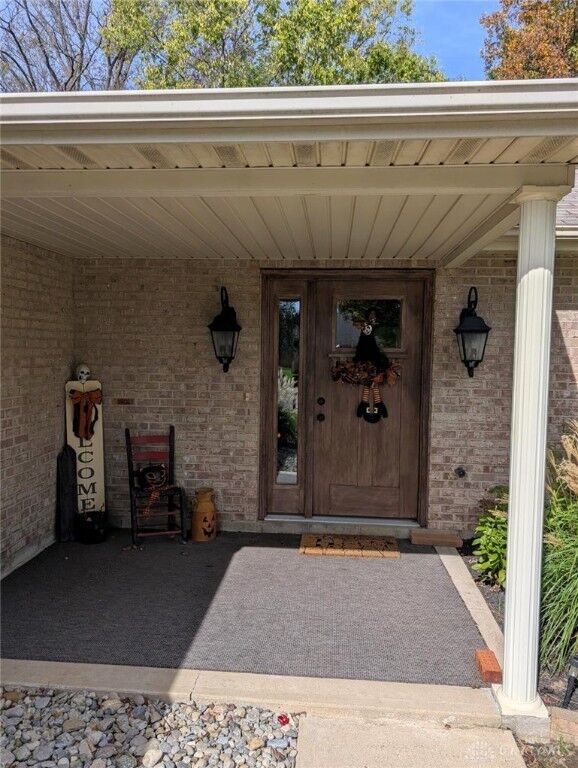 Property Photo: 629 Oakridge Drive OH 45177