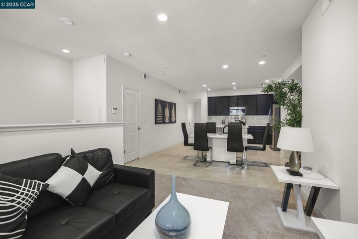 38976 Primula Ter  Newark CA 94560 photo