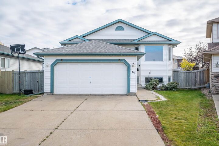 Property Photo:  264 Dunvegan Road NW  AB T5L 5E5 