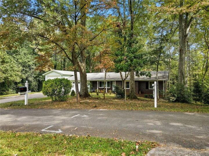 Property Photo: 200 Dogwood Drive GA 30114