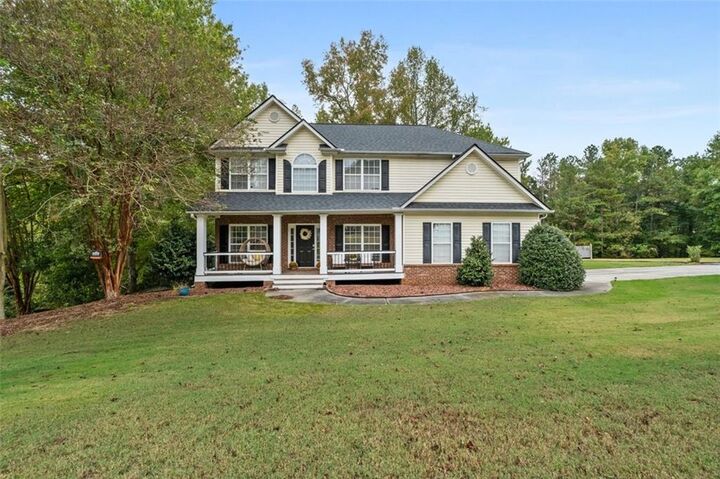 Property Photo: 19 Creekside View GA 30141