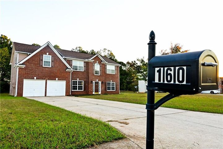 Property Photo: 160 Leyland Cypress Way GA 30294