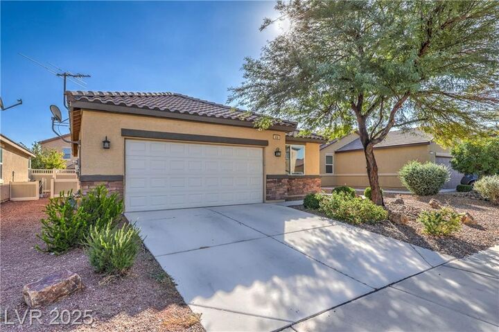 Property Photo:  936 Aspen Cliff Drive  NV 89011