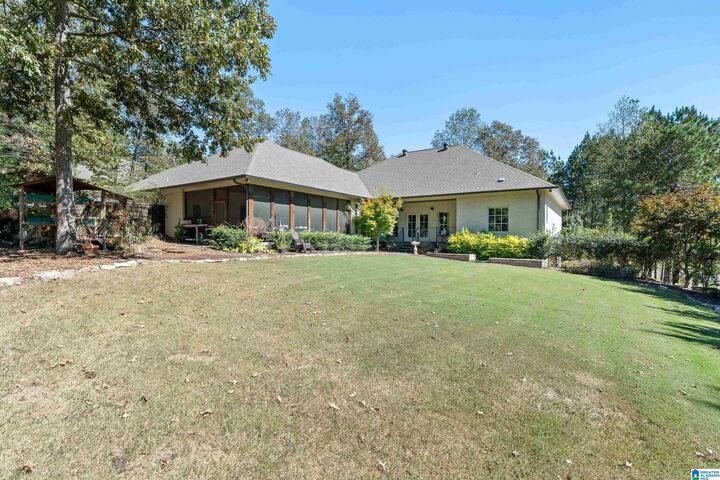 Property Photo:  606 Brooke Lane  AL 35120