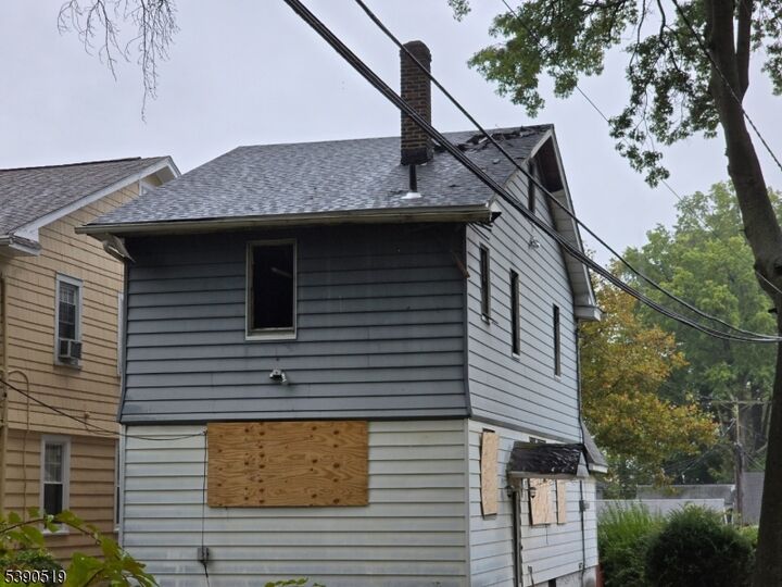 Property Photo: 56 Fair St NJ 07017