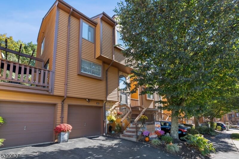 Property Photo:  3 Flintlock Ter  NJ 07866 