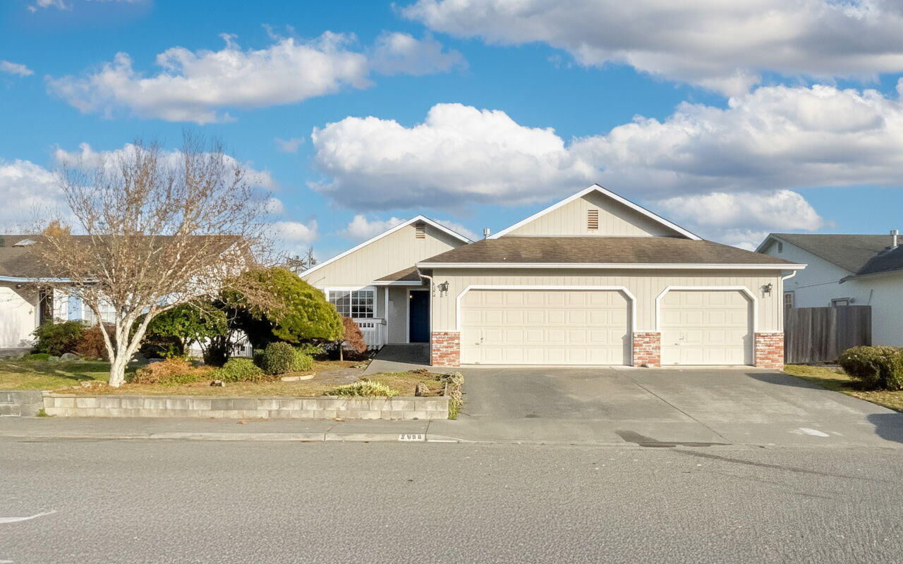 Property Photo:  2099 Silkwood Street  CA 95519 