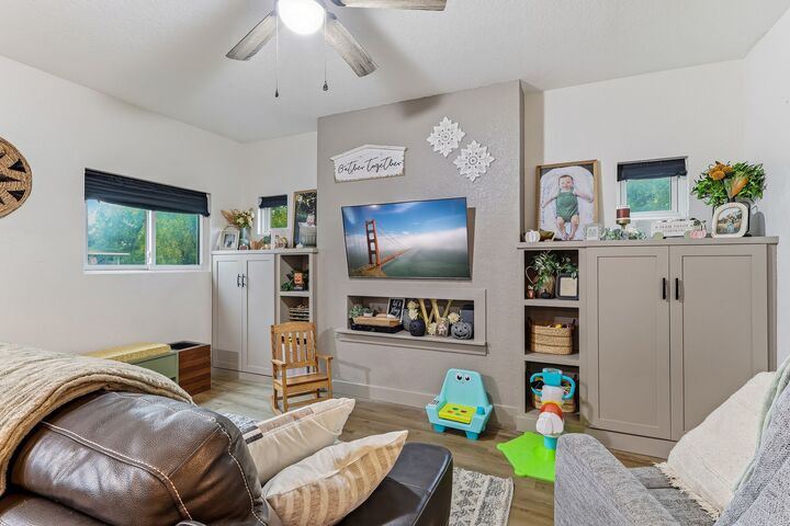 Property Photo: 107 Benton Street IA 50244