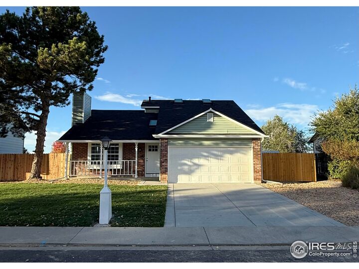 2456 Sunset Dr  Longmont CO 80501 photo