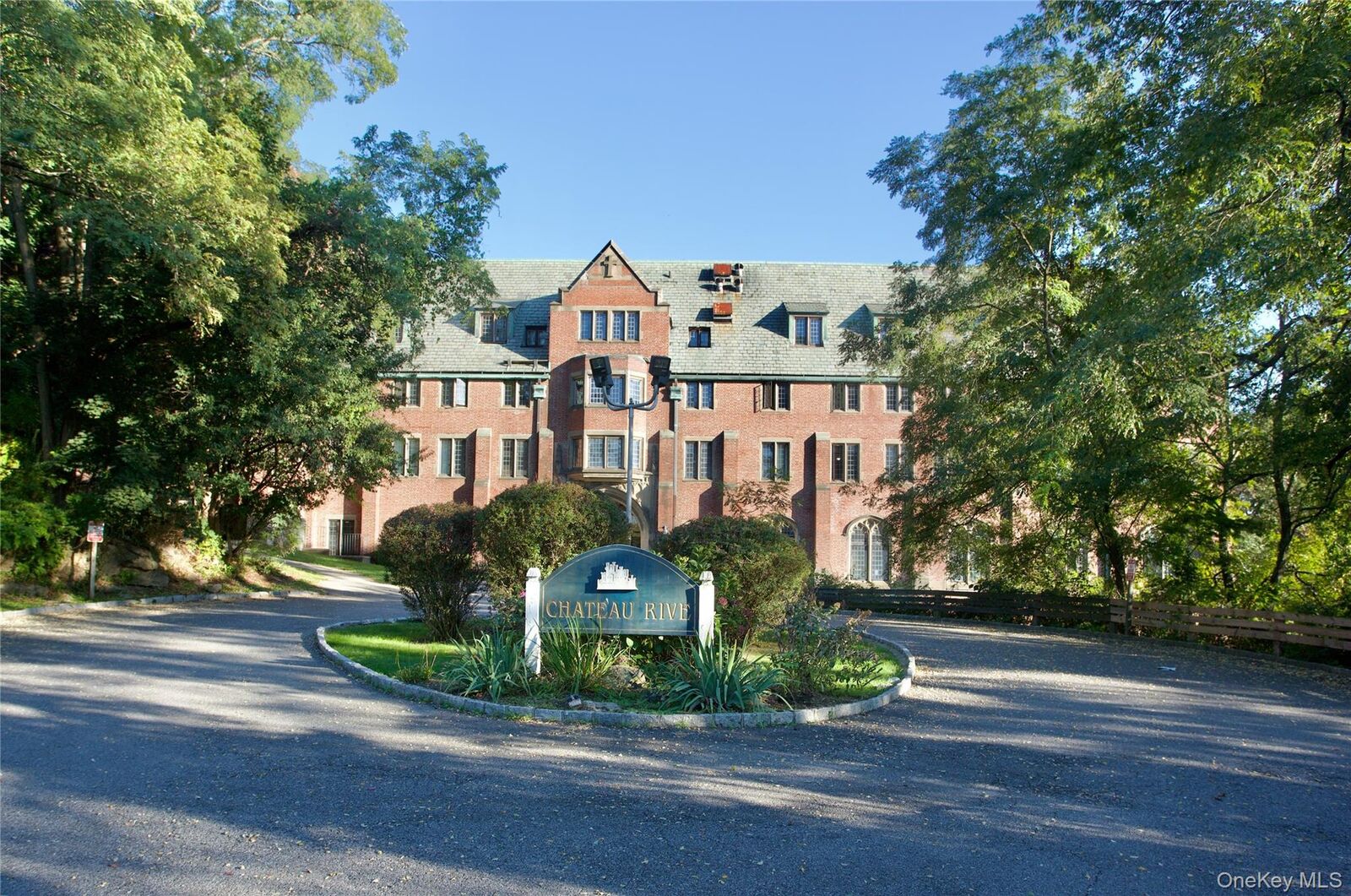 Property Photo:  206 Chateau Rive 206  NY 10566 