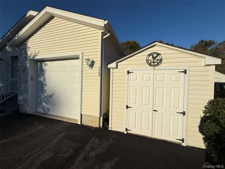 Property Photo: 223 Brittany Terrace 223 NY 12575