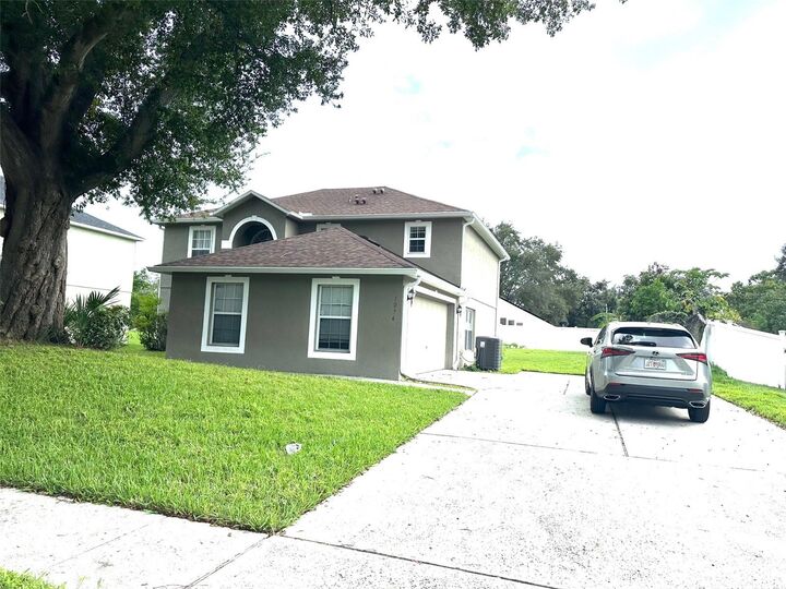 Property Photo: 1076 Royal Marquis Circle FL 34761