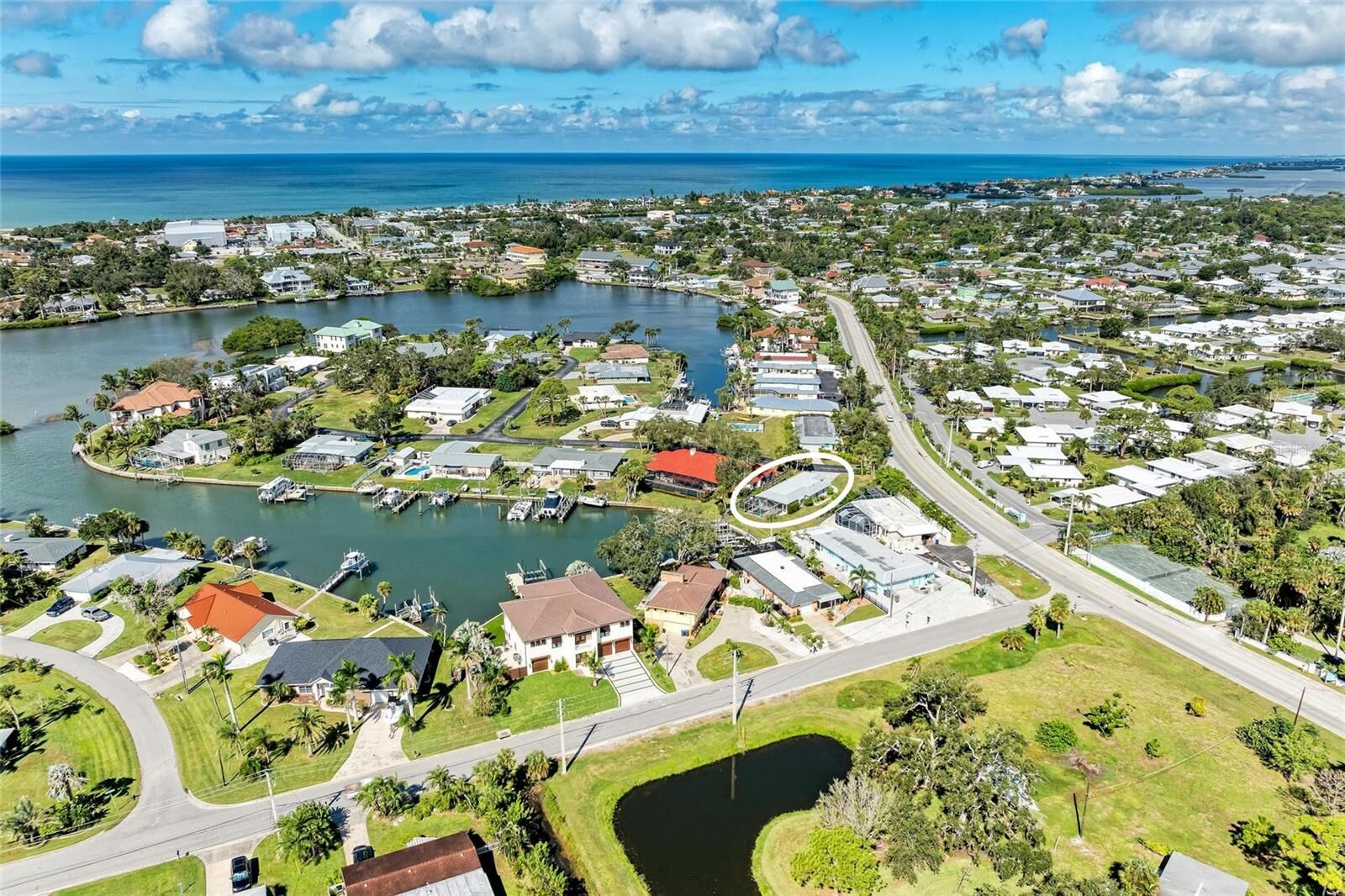 Property Photo: 136 Bayview Drive FL 34275