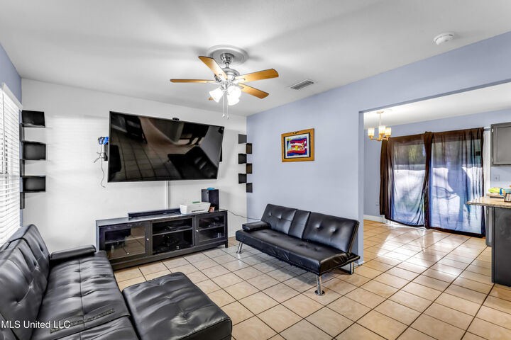 Property Photo: 5672 Woodstock Court MS 39553