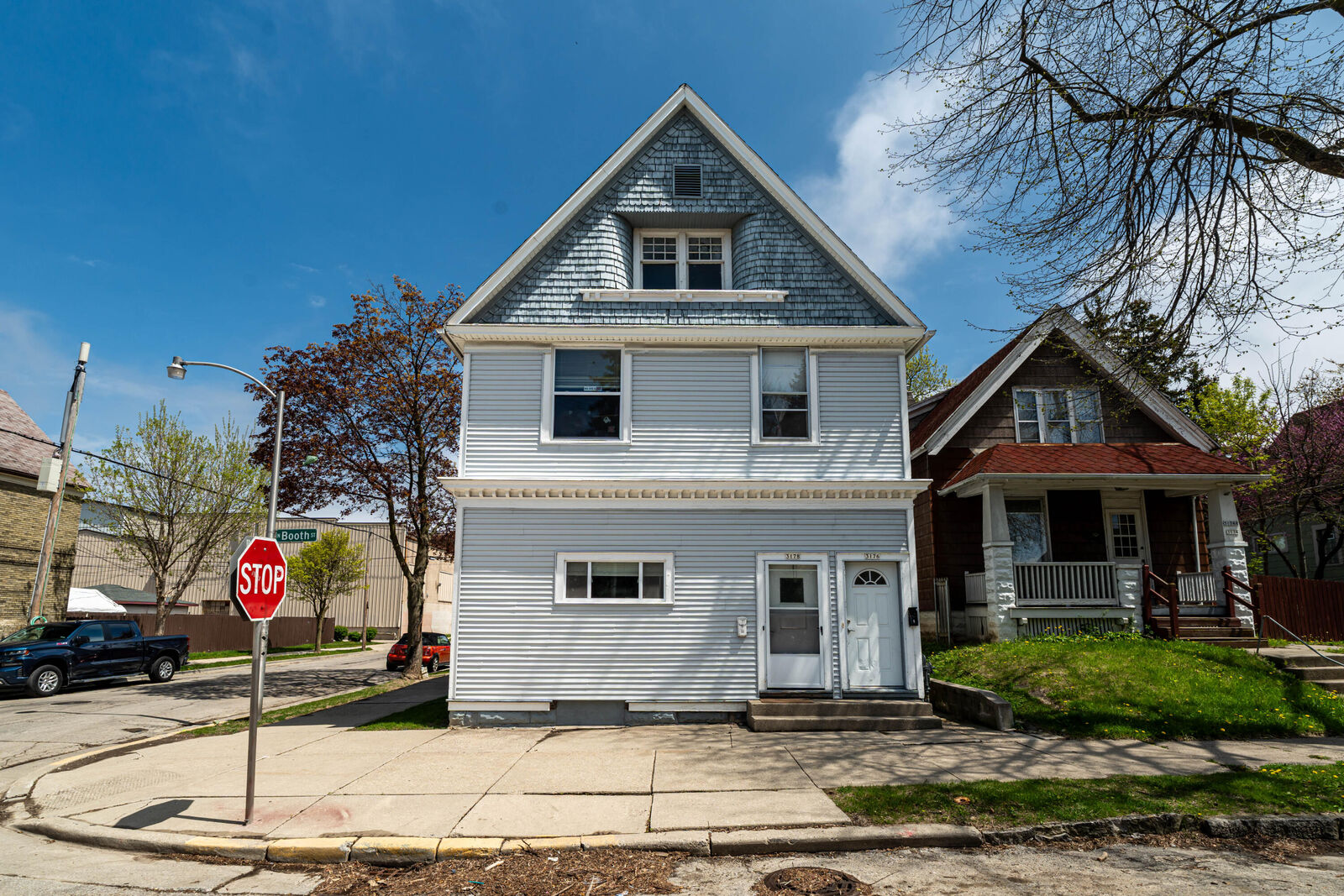 Property Photo: 3176 N Booth St 3178 WI 53212