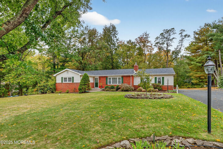 Property Photo:  14 Iron Bridge Road  NJ 08515 