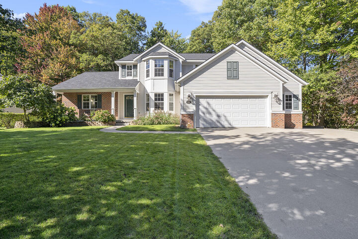 Property Photo: 18619 Woodduck Drive MI 49456